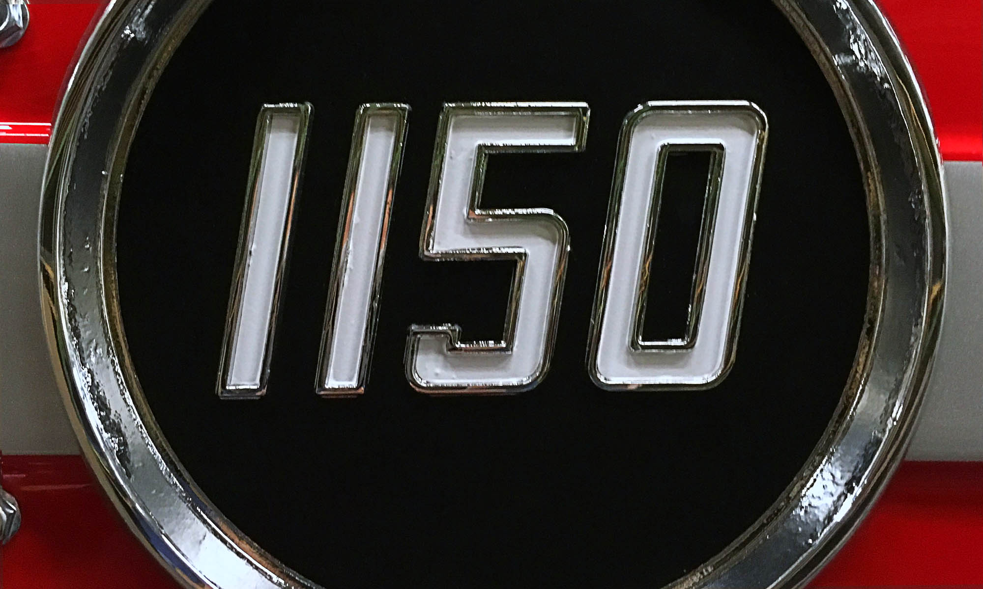 Massey Ferguson 1150 V8